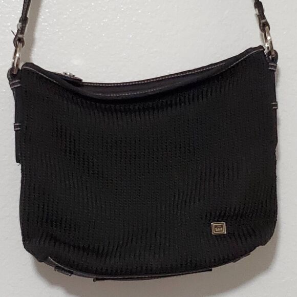 The Sak Crochet Shoulder Bag Black Ribbed Knit Zipper Outer Pocket S New - Picture 1 of 16